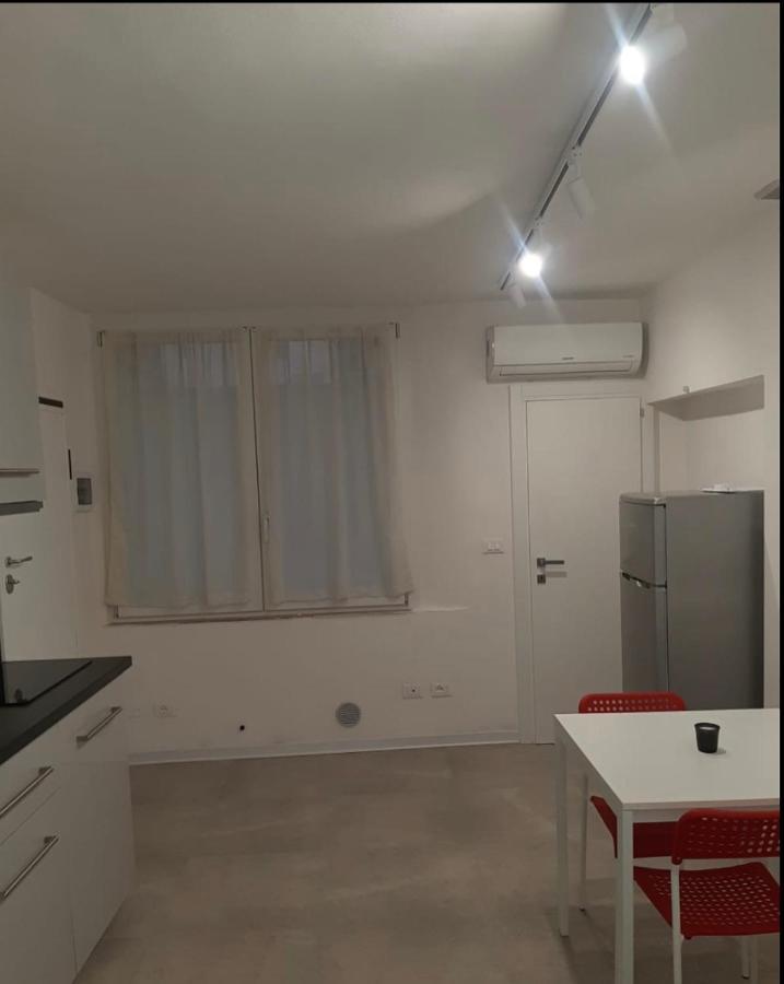 Appartamento Roma Parma Bagian luar foto